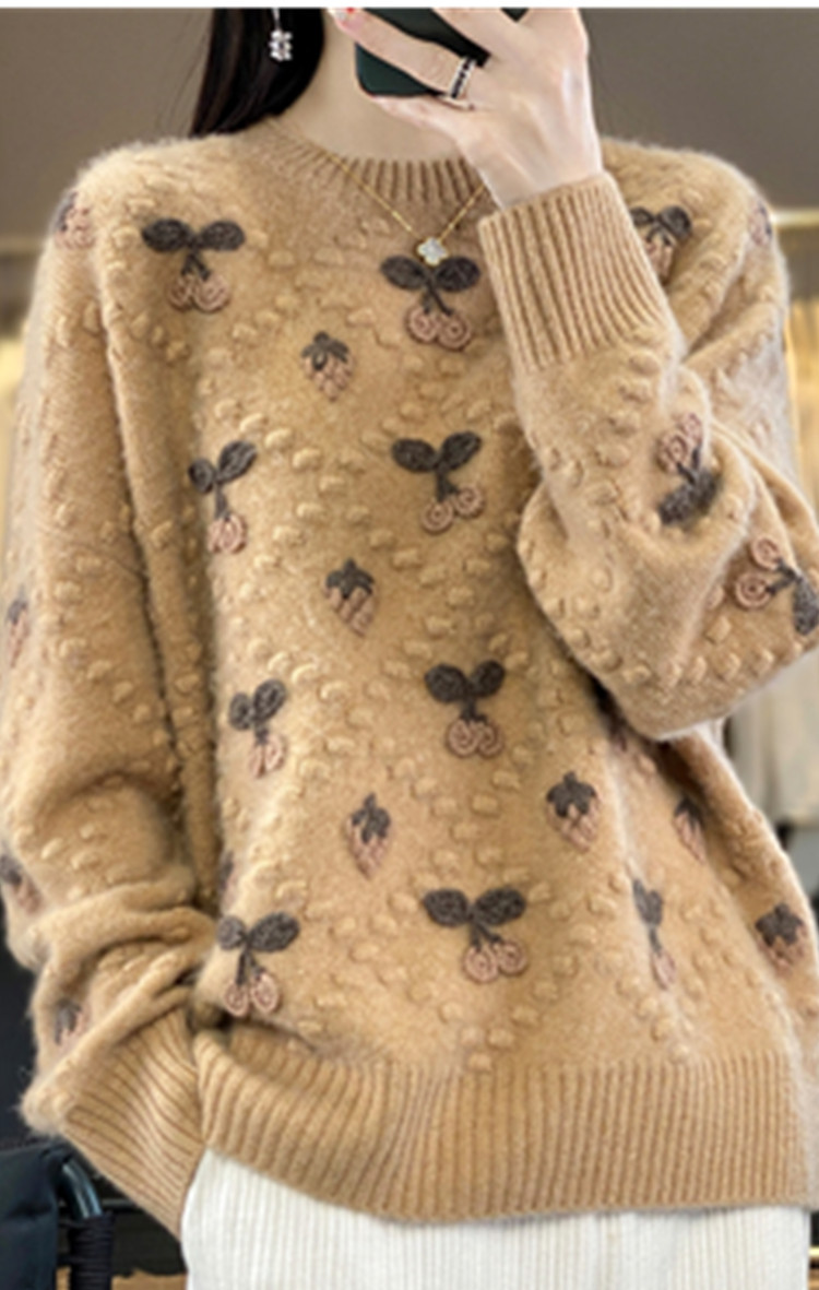 The new 2025 autumn/winter design features a unique and fashionable, laid-back style with a stylish crocheted three-dimensional top and a high-end sweater pic 14