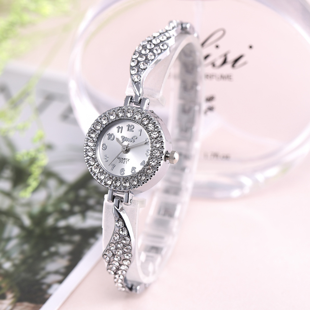 Fashion Items Small Green Watch Quartz Watch Female Students Watch Pendant Bracelet Integrated Design Exquisite Quartz Watch Bracelet Watch Dual-Use Specification drawing