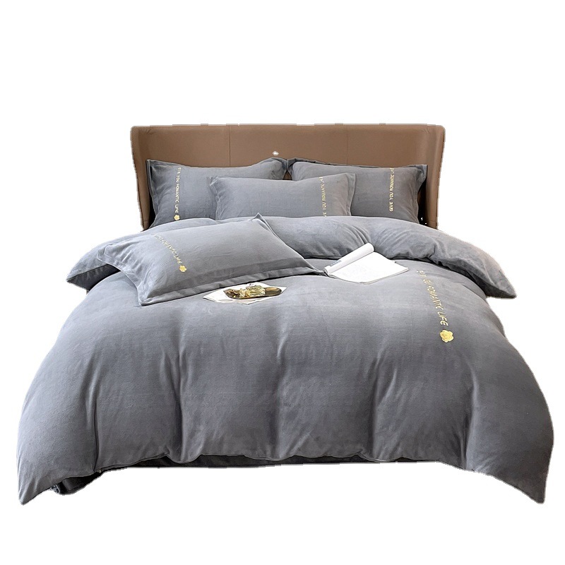 Add Velvet And Thick Magic Velvet Four-Piece Crystal Velvet Warm Bed Sheet Double-Sided Velvet Bed Cover Solid Color 1.8M Milk Velvet Item Picture