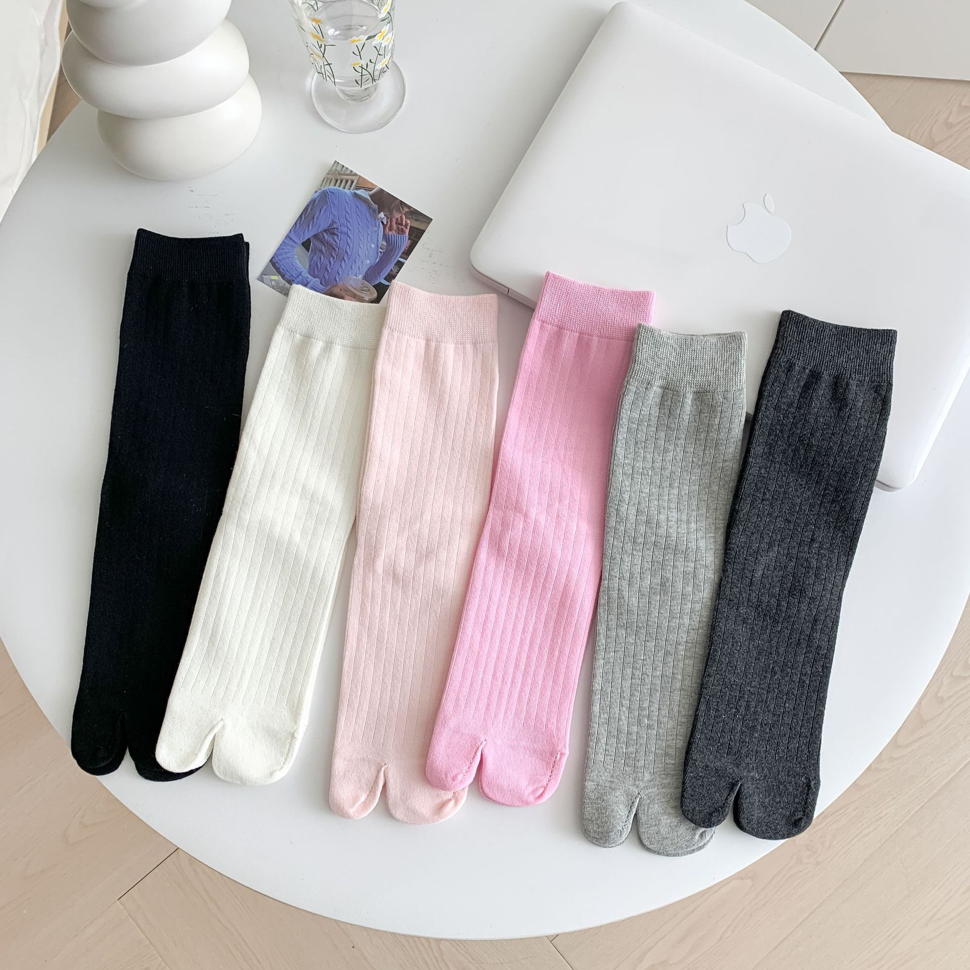 One-piece consignment service for Japanese wide striped solid two-toed socks, minimalist basic style Tabi two-toed socks, and spring/summer thin cotton socks