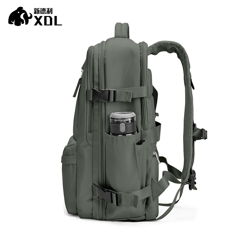 New large-capacity cross-border travel backpack with USB charging port, computer bag, independent shoe compartment and backpack from the factory Item Picture