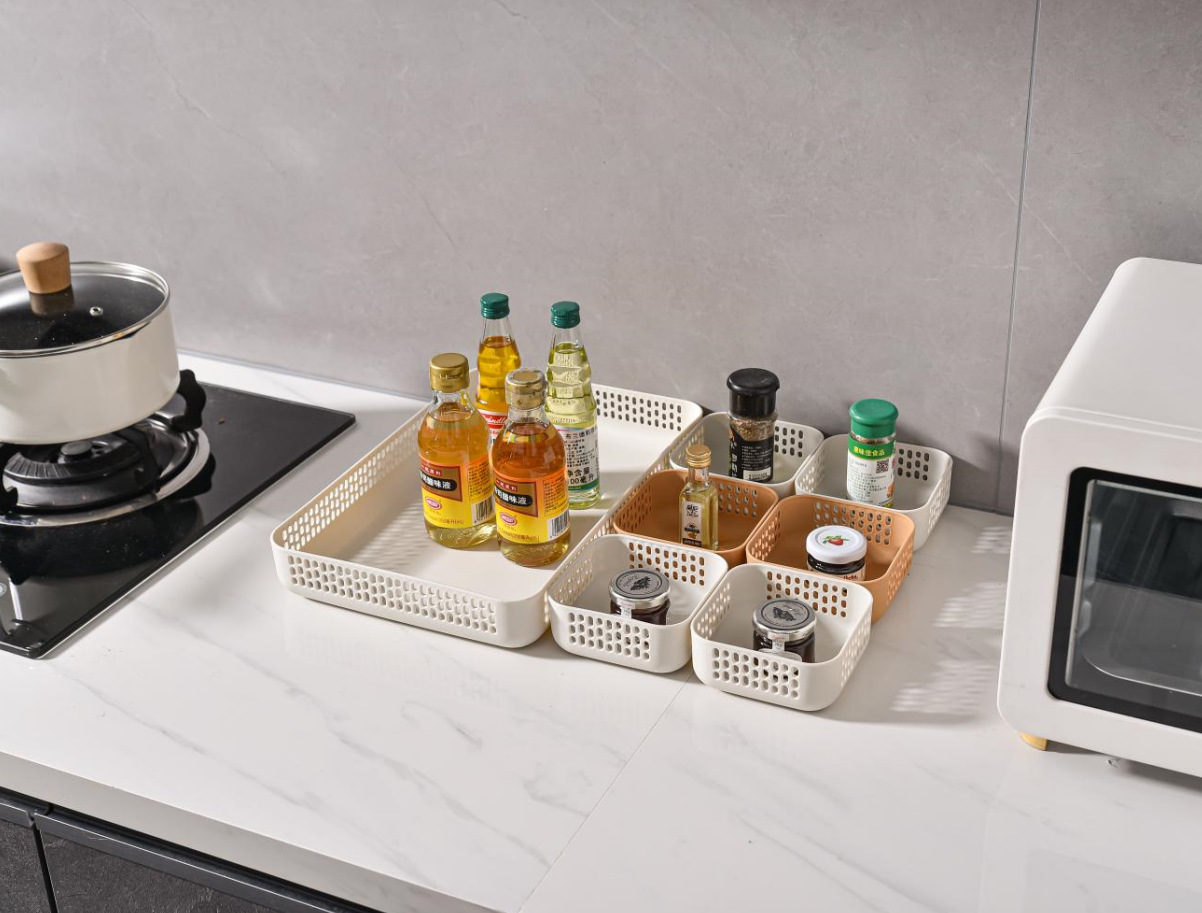 Simple Household Storage Box details Picture