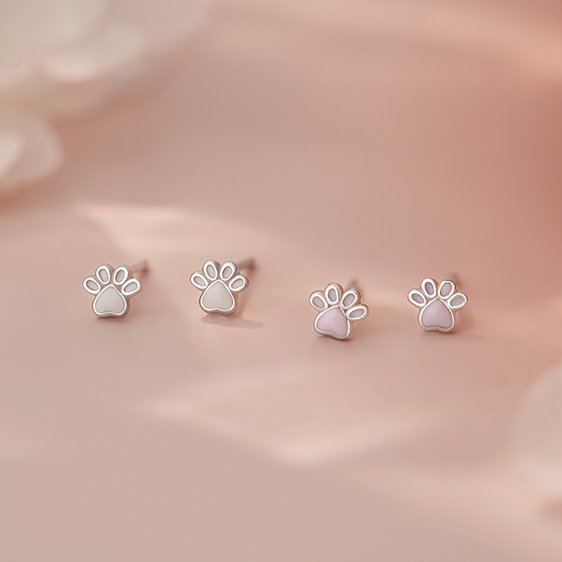 雍程S999足银可爱小猫爪滴胶耳钉女搭配童趣甜美小清新耳饰代发