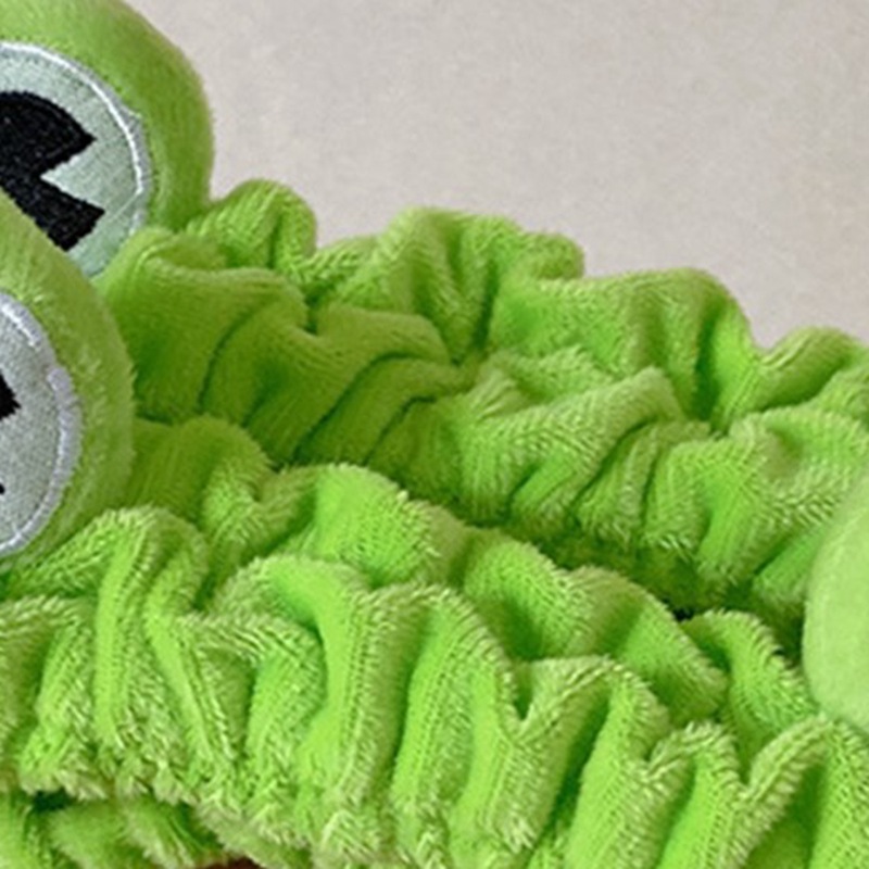 Manufacturers Directly For Cross-Border Super Cute Cute Frog Cartoon Hair Band Female Face Hair Band South Korea Hair Band Support Wholesale Application Scenario