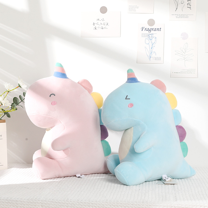 毛绒公仔、玩偶、娃娃实物图