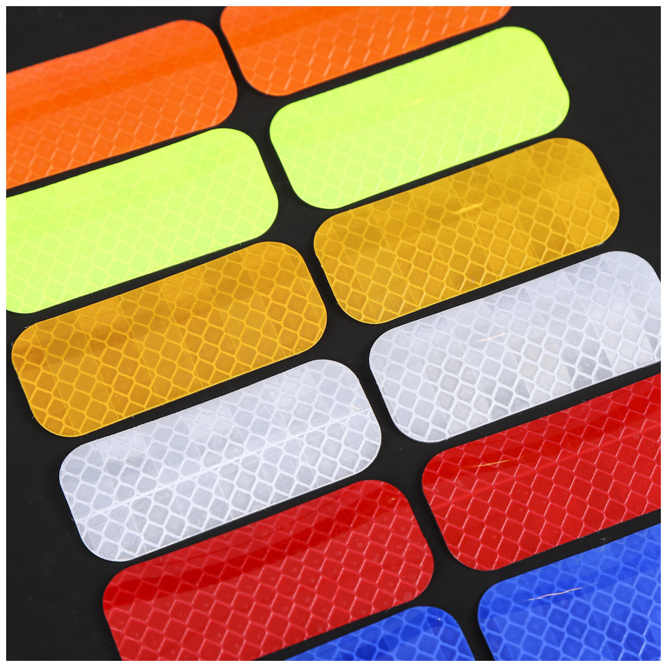 Nighttime car and electric vehicle reflective film, heart-shaped lattice car sticker, scooter helmet PET reflective adhesive tape Application Scenario