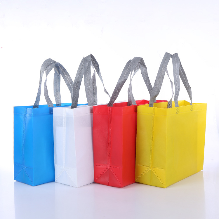 Coated Non-Woven Bag Custom Color Printing Tote Bag Car Sewn Hot Pressing Three-Dimensional Bunching Shopping Bag Environmental Protection Bag Customization Application Scenario