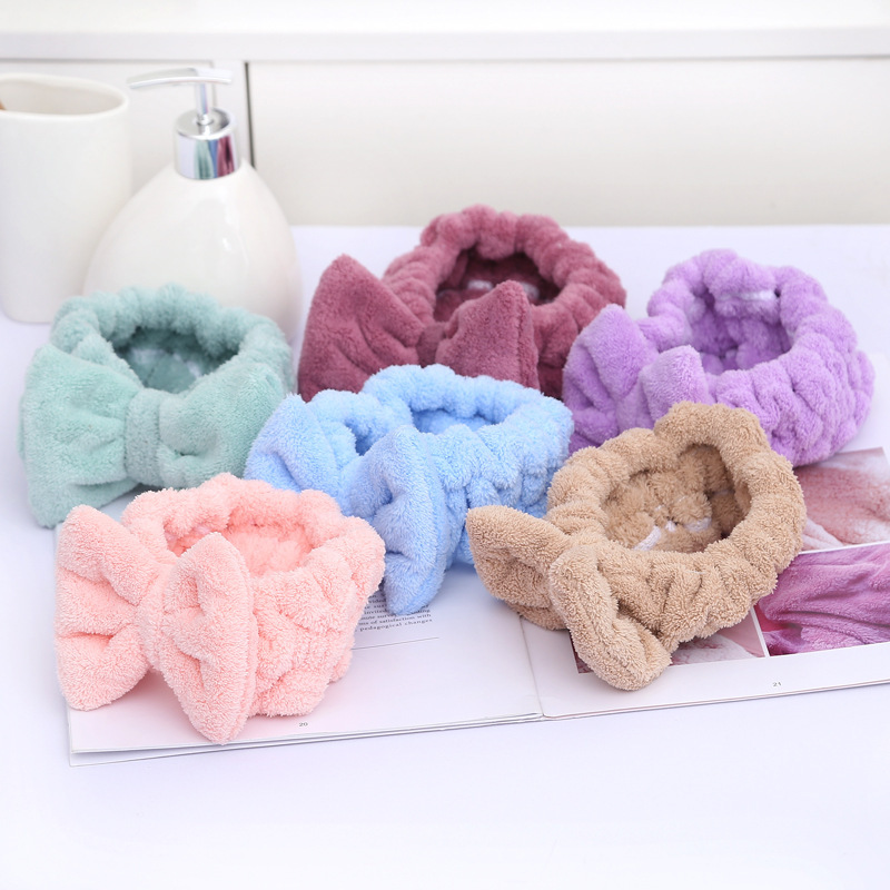 【 Chi Jia 】 Cute hair band for washing face and absorbing water, coral velvet hair bun for girls, cute Korean headscarf, bow makeup details Picture