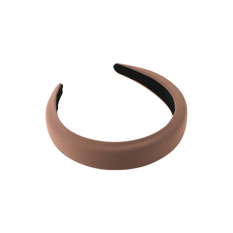Milk tea and coffee-colored hair bands, fashionable sponge headbands, high top hairpins, girl's twisted pearl hair bands, Japanese and Korean hair accessories Item Picture