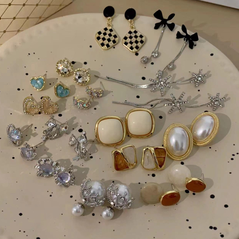 耳钉925珍珠耳环金属高级感耳饰秋冬女士五金小众气质耳扣批发