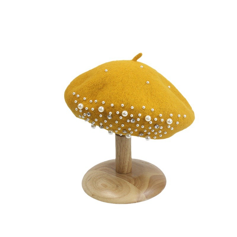 Autumn and winter Korean-style women's wool beret with pearl and rhinestone is versatile. Japanese-style, fashionable and artistic painter's hat for women's trade Application Scenario
