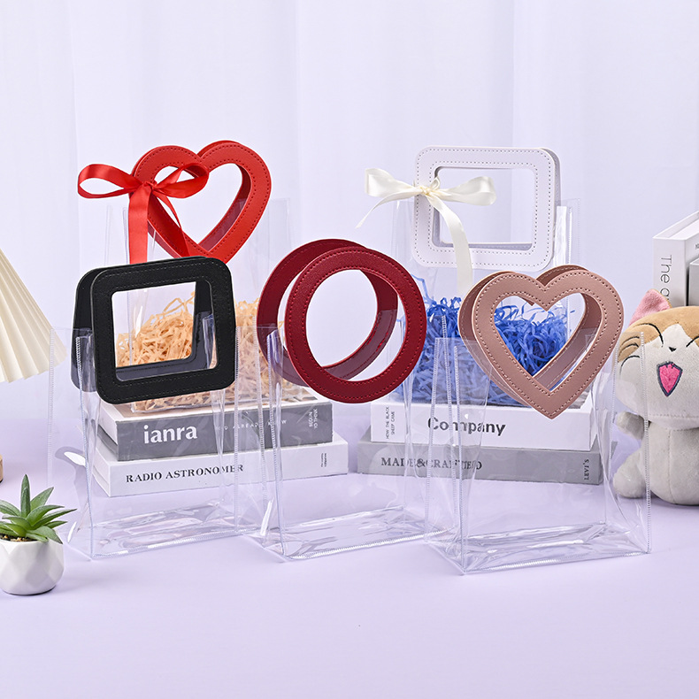 Transparent gift bags, pvc handbags, souvenir bags, packaging gift bags, wedding candy shop gift bags, black in stock details Picture