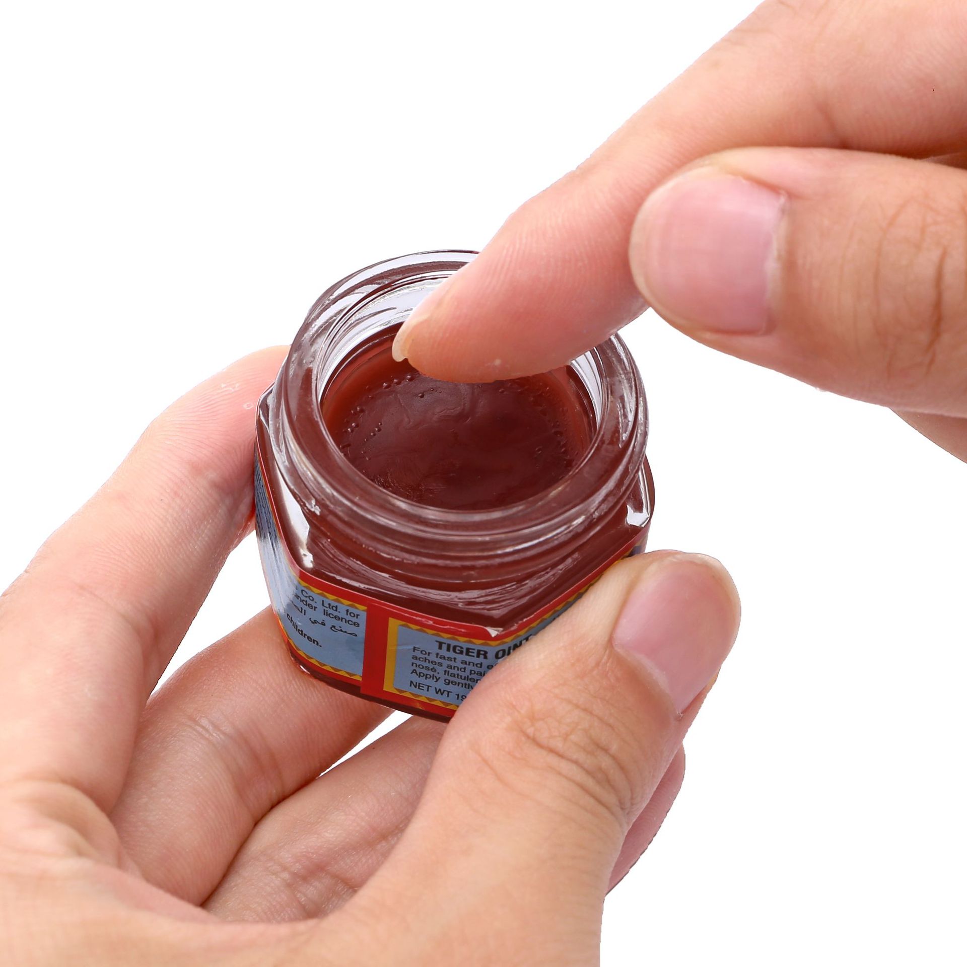 19.4 grams of Sturgeon Tiger Cooling Ointment. The mint ointment from Cooling China is exclusively for export. Please purchase with caution in the domestic market Application Scenario