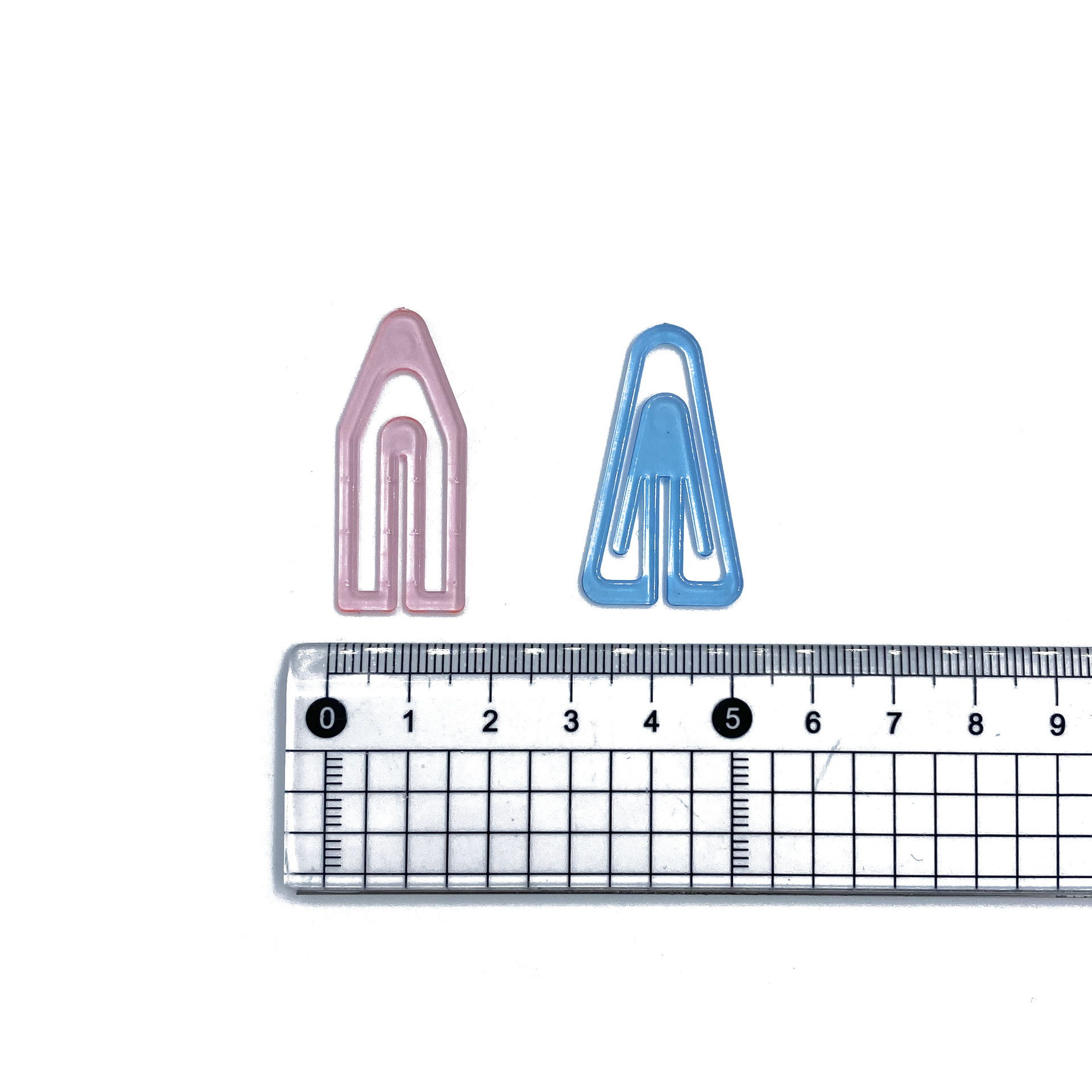 Transparent colored paper clips, all-plastic triangular paper clips, boat-shaped paper clips, paper clips, office bookmark fixing pins Item Picture