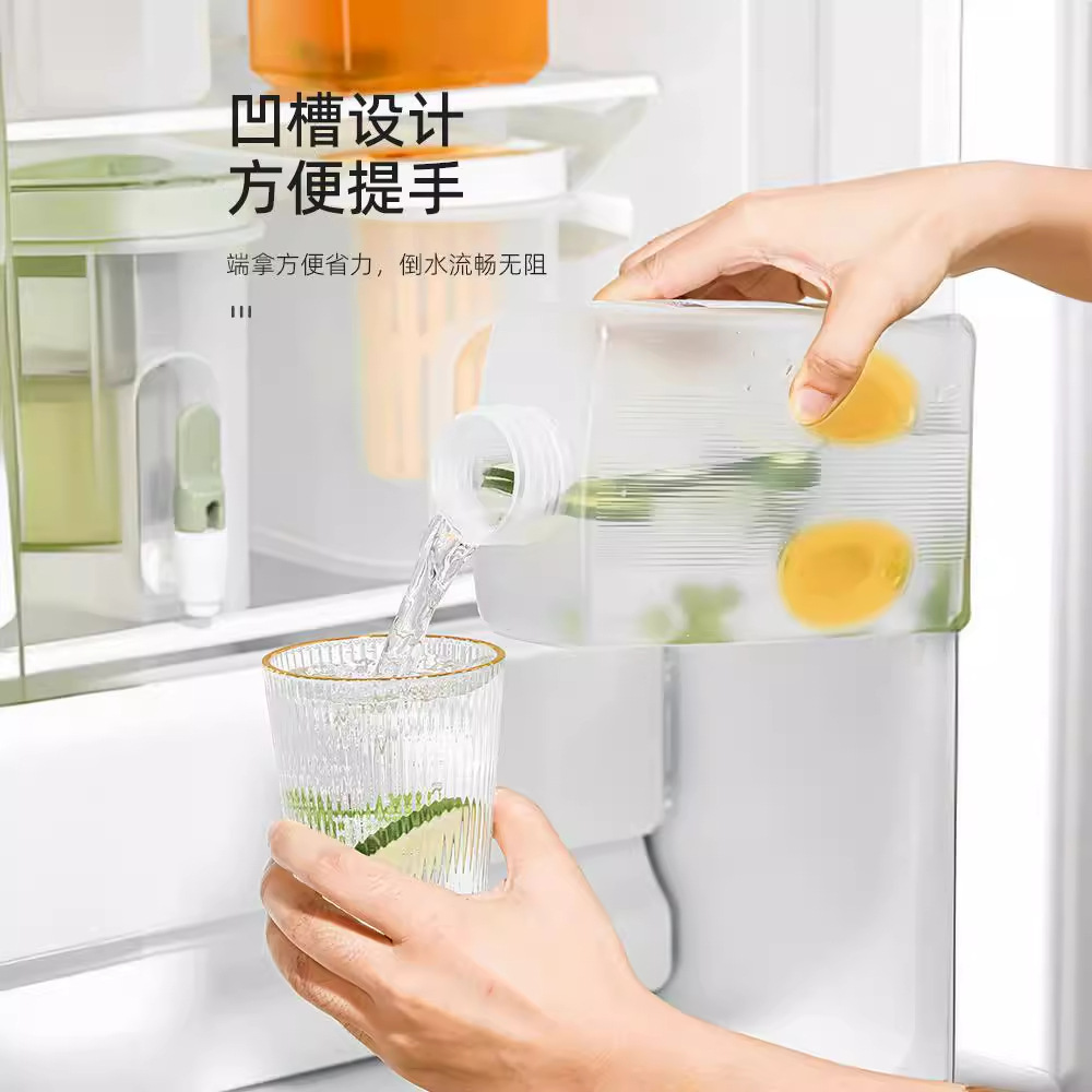 冷水壶实物图