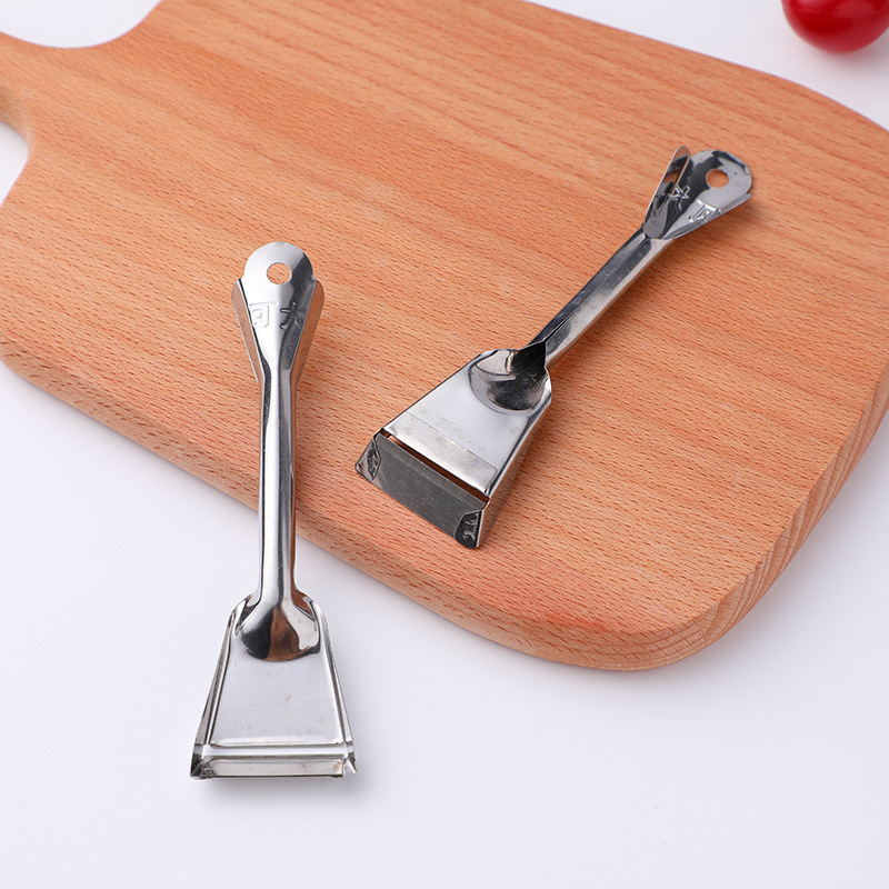 Old-fashioned non-rusting iron sheet peeler, fruit peeler, fruit knife, and melon peeler for peeling details Picture