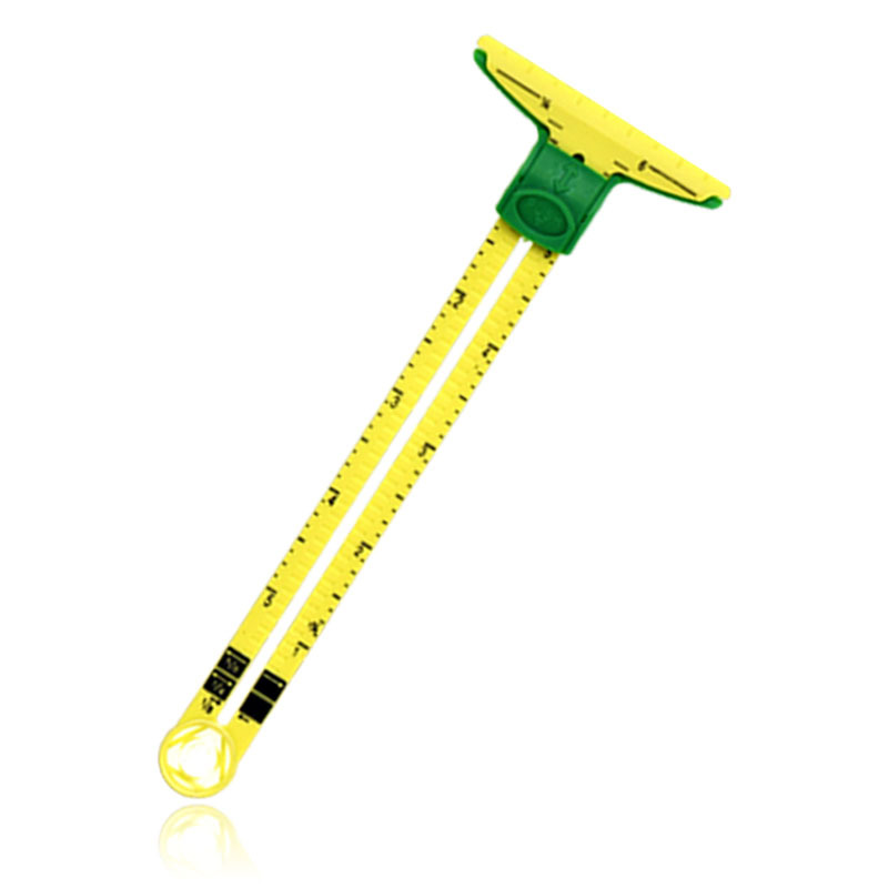 5-In-1 Plastic Plain Cloth Measuring Ruler Sewing And Weaving Fabric Edging Ruler Creative Multi-Purpose Patchwork Ruler Factory Direct Sales Application Scenario