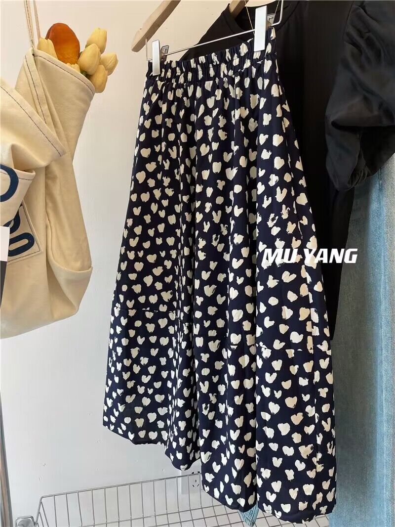 Verano 2023 corea de buen aspecto de dos colores corazón brácteas falda paraguas falda de cintura alta slim estampado vestido de mitad de moda Application Scenario