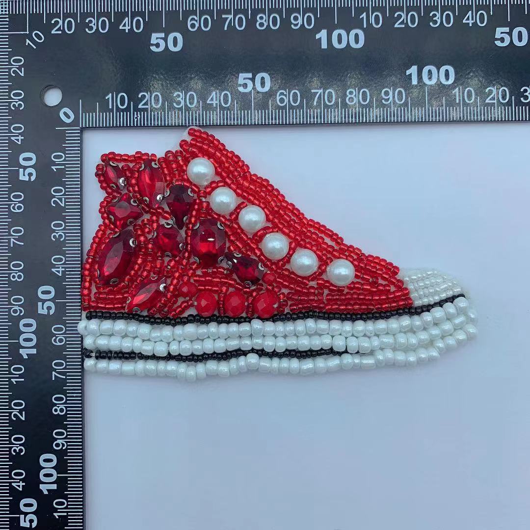 Lan Tong Spot Hand Nail Bead Rice Bead Rhinestone Shoes Bag Clothing Sewing Cloth Attached Beaded Jewelry Application Scenario