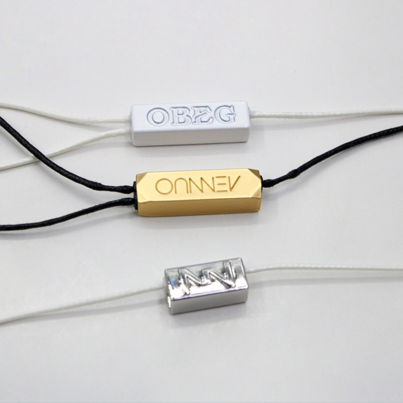 金属吊粒锌合金双插吊卡双面立体挂牌异形定做服装挂粒蜡绳棉线