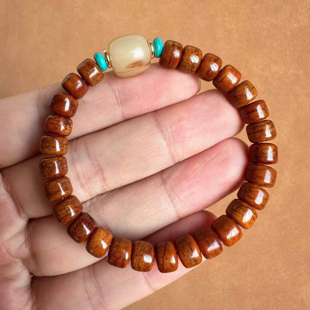 Natural Tibetan-style ox bone bracelet, Tibetan ethnic style yak bone cinnabar bucket beads, aged bone cultural play bracelet wholesale, calm mind, natural coolness, wear for health preservation and safety bracelet design, exquisite hand-woven, men's and women's styles, Buddhist concept details Picture