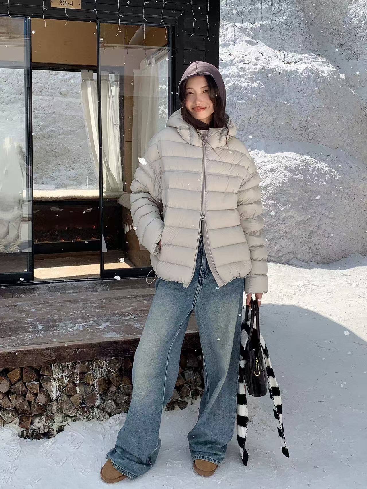 羽绒服女90白鸭绒排骨2025冬新款超好看轻薄连帽保暖短款外套批发详情17