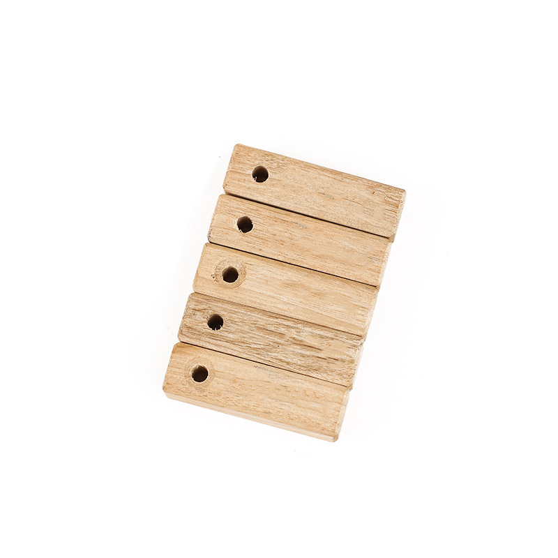 樟脑丸/樟脑丸百货/樟脑丸樟脑球白底实物图