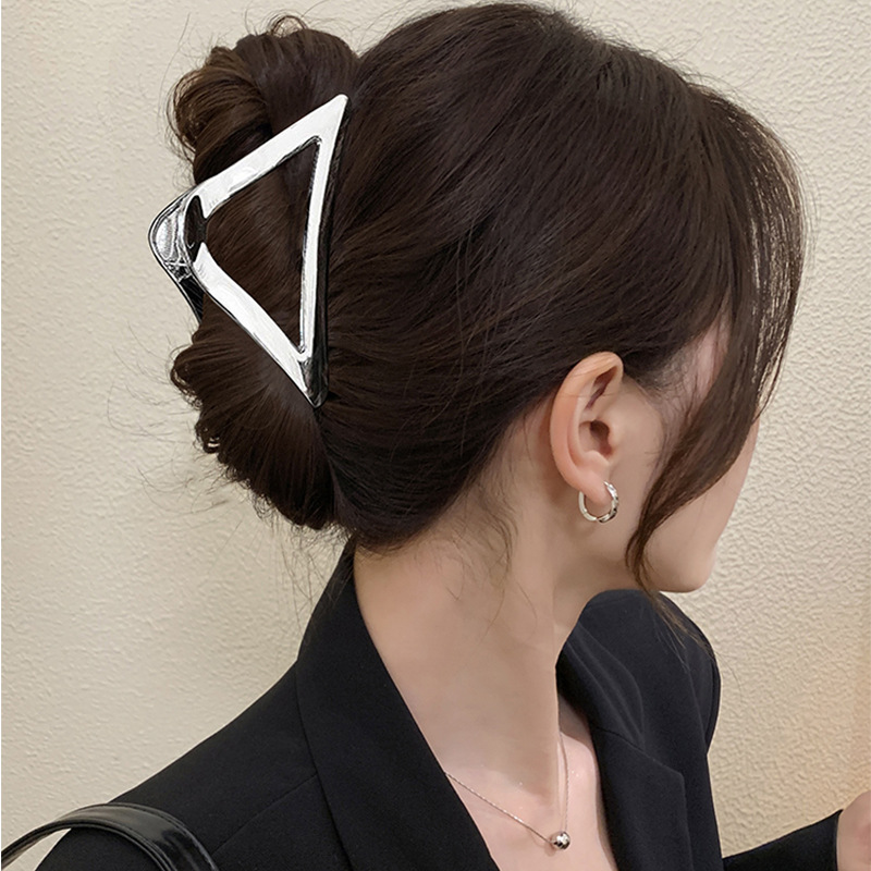 Ins Cold Hair Volume Multi Triangle Metal Hair Clip Disc Hair Accessories Net Celebrity Large Grab Clip Female Back Head Shark Clip details Picture