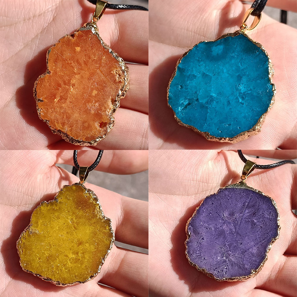 Wholesale of natural crystal stone seven-color electroplated crystal agate sheet raw stone pendants and irregularly shaped necklace pendants Application Scenario