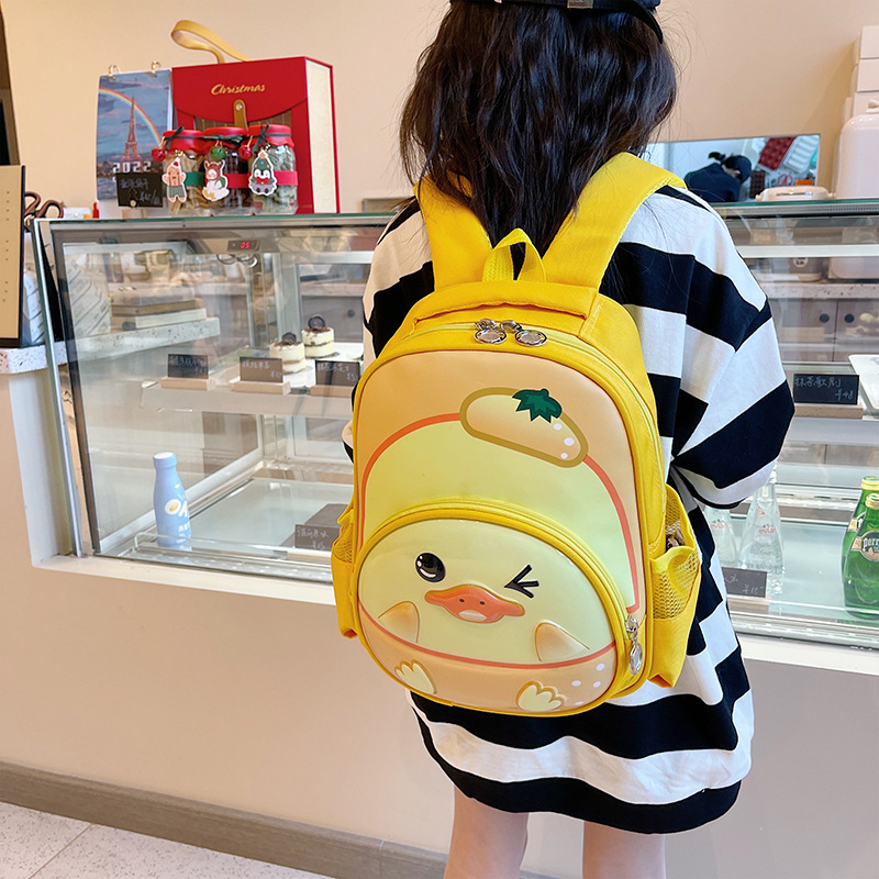 2022 nuevo 5-9 años de edad escuela primaria mochila linda dibujos animados kindergarten backpack protector de cresta para niños mochila de hombro para mujeres Application Scenario