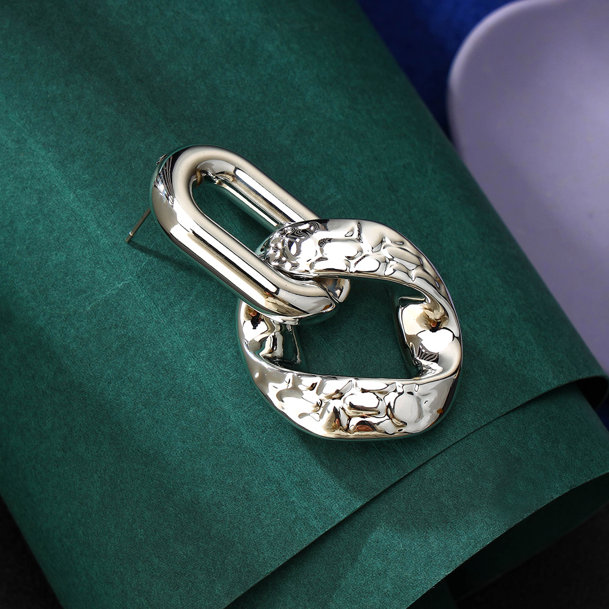 Star With The Same Earrings Chain Ring Buckle Irregular Earring Simple Twist Silver Earrings Cold Wind Accessories Specification drawing