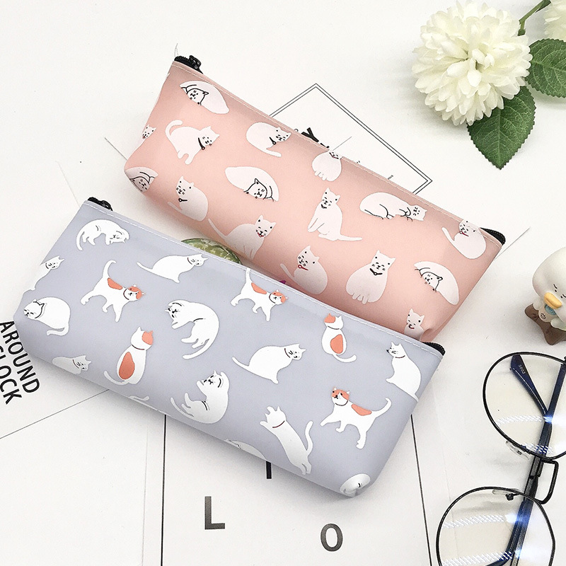 Korean version large-capacity pencil case, cute student hand-held stationery bag, cartoon creative multi-functional stationery box, pencil case Application Scenario