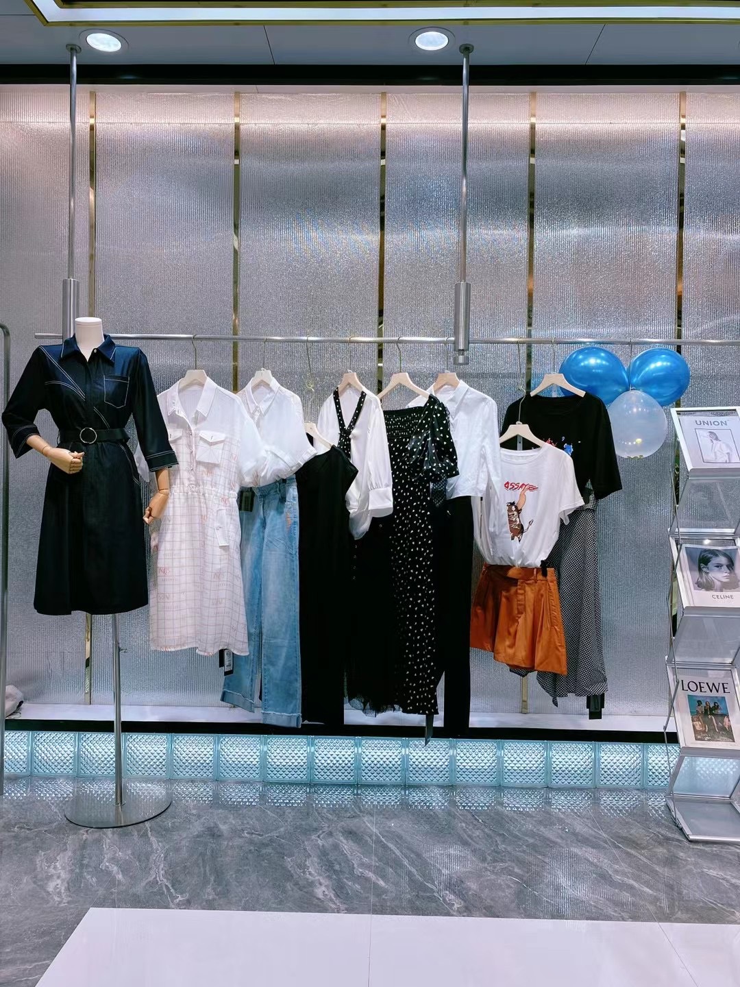 【 Lily Premium 】 2022 Women's Wear: European + Trendy Fashion details Picture
