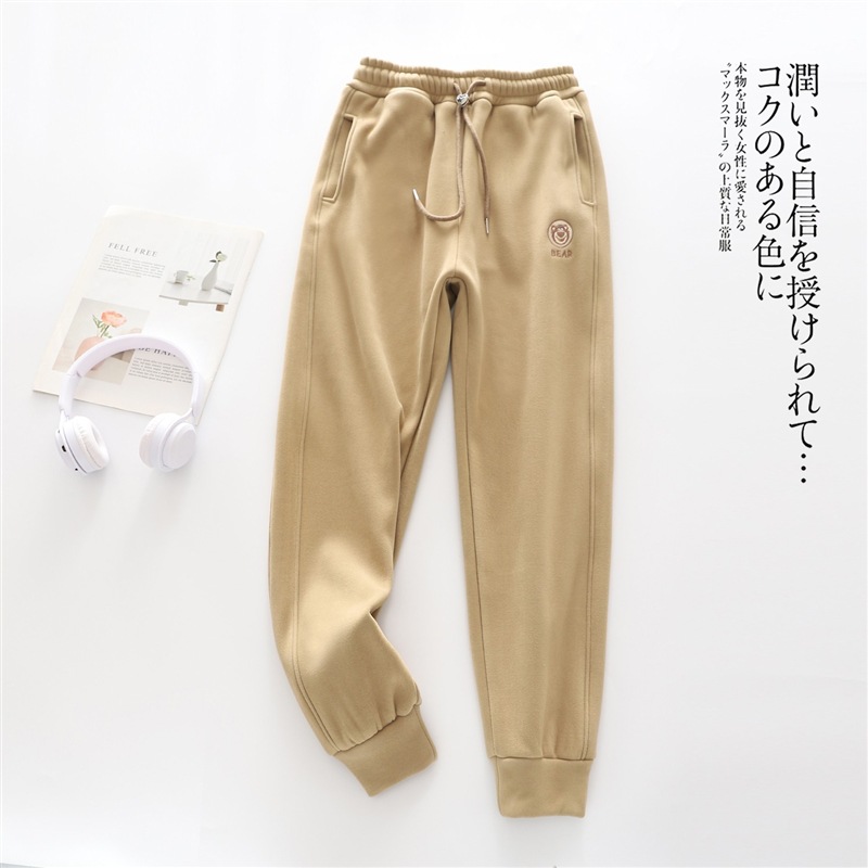 Spring and autumn new style of versatile outerwear embroidered strawberry bear sportswear pants for women, large-sized slimming, windproof and tight-fitting sweatpants wholesale Item Picture