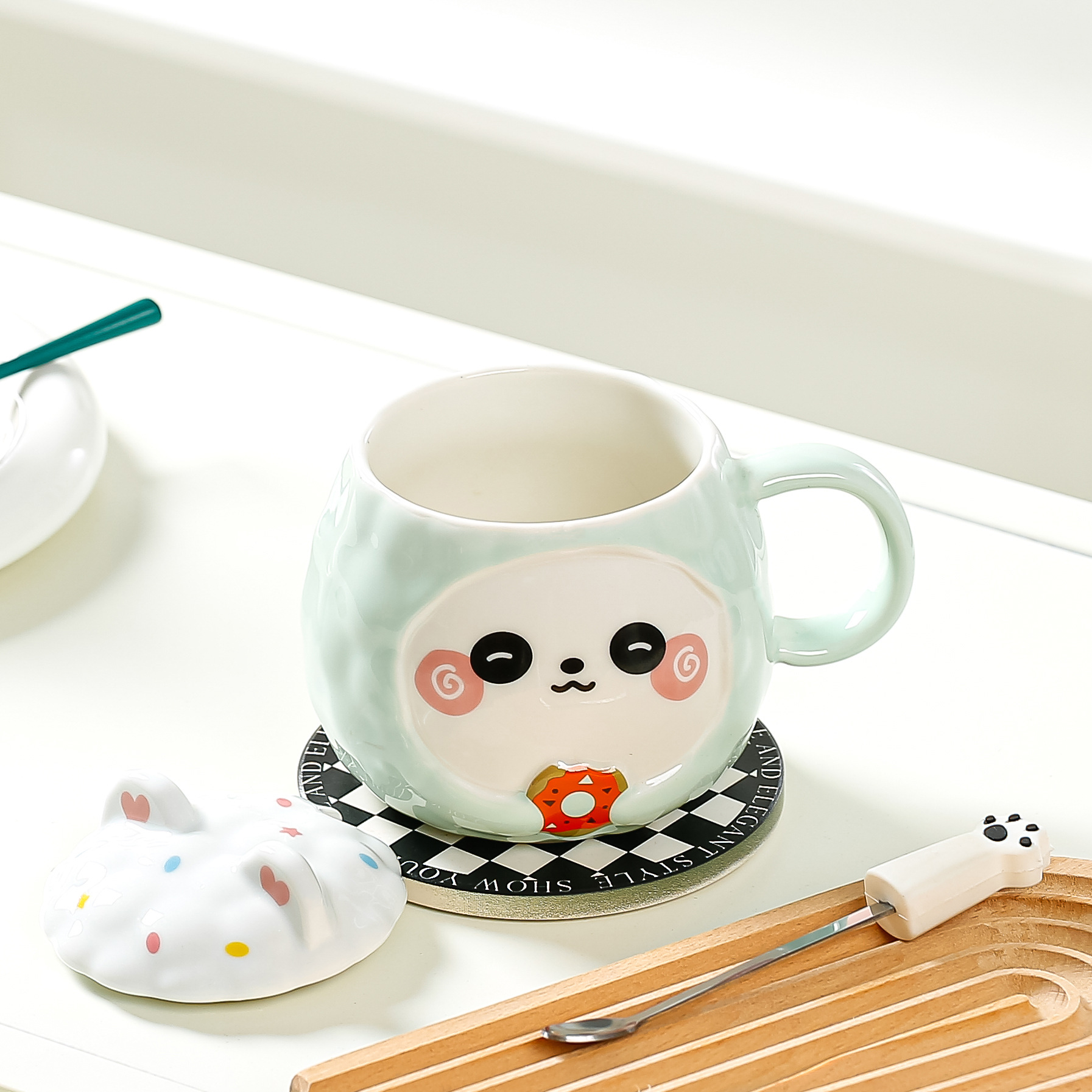 Cartoon high appearance level bear mug, cute home ceramic breakfast cup, ceramic cup, bear style ceramic cup details Picture