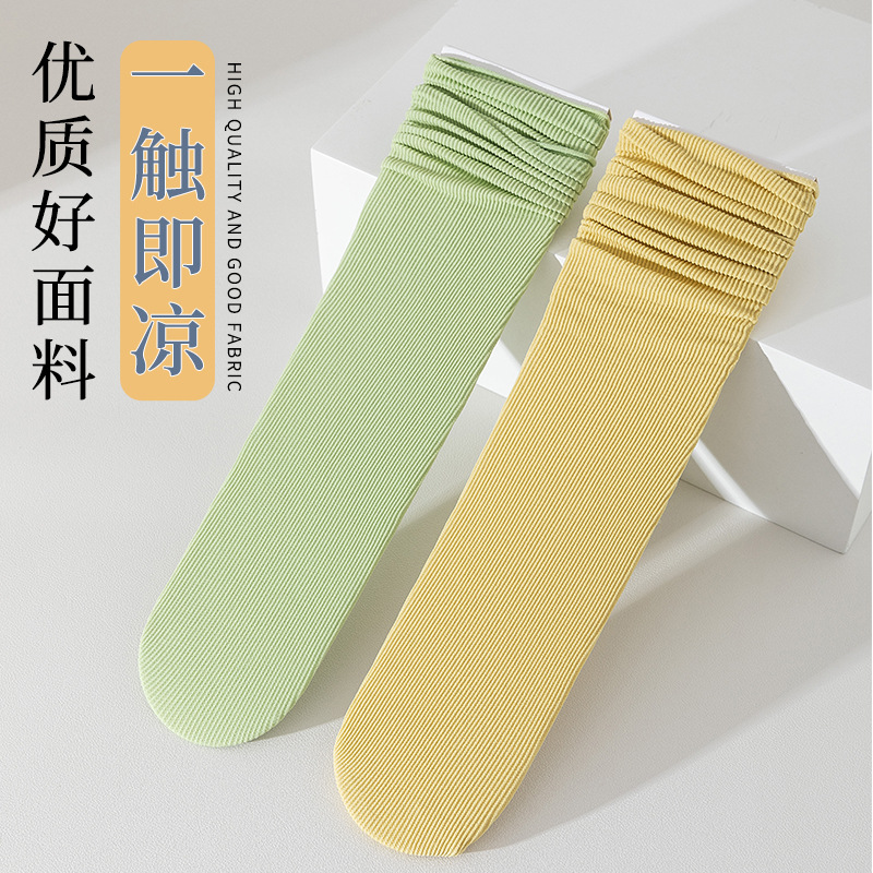 Bingbing socks Women's mid-calf socks summer thin style ins trendy Internet celebrity white velvet ice silk summer long pile socks details Picture