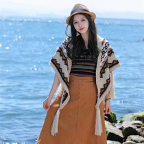 National wind shawl Lijiang shawl with Qinghai Sichuan-Tibet line travel shawl warm everything triangular towel manufacturers