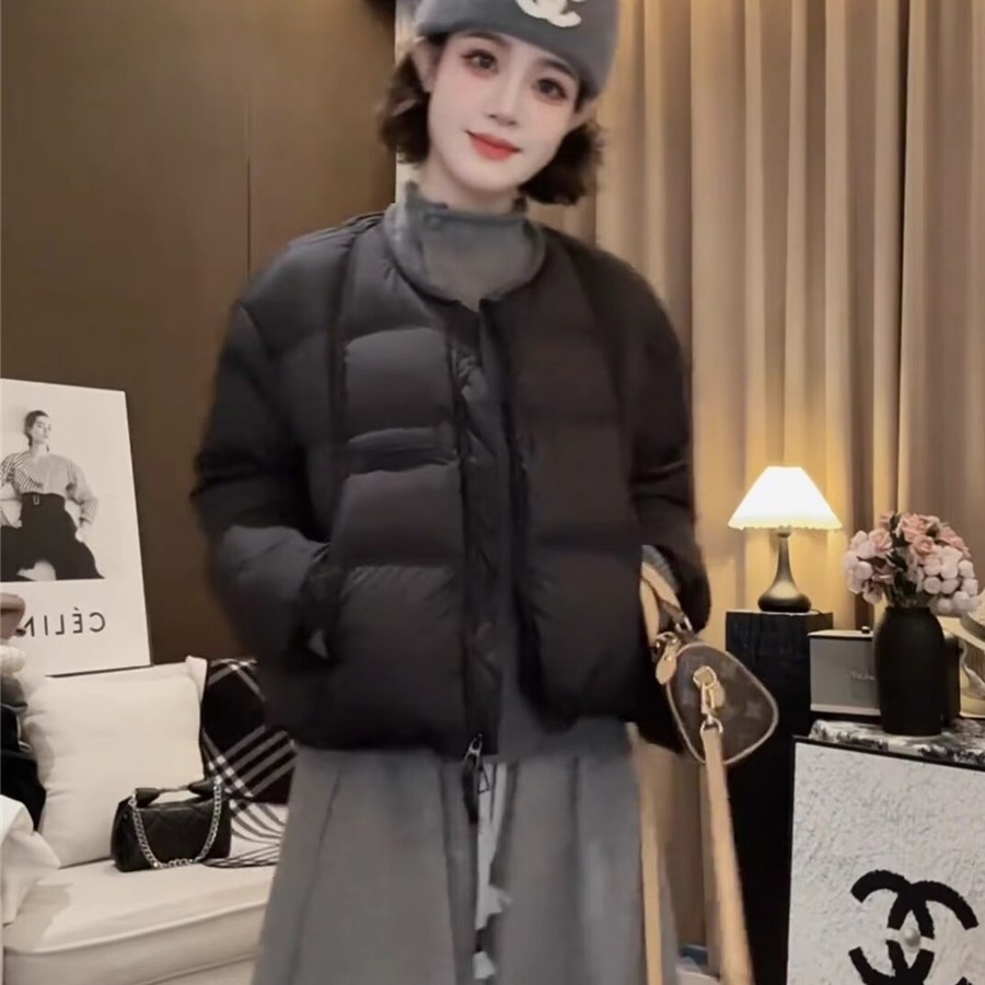 2025年冬季新款时尚短款羽绒服女小个子圆领加厚白鸭绒面包服外套详情5