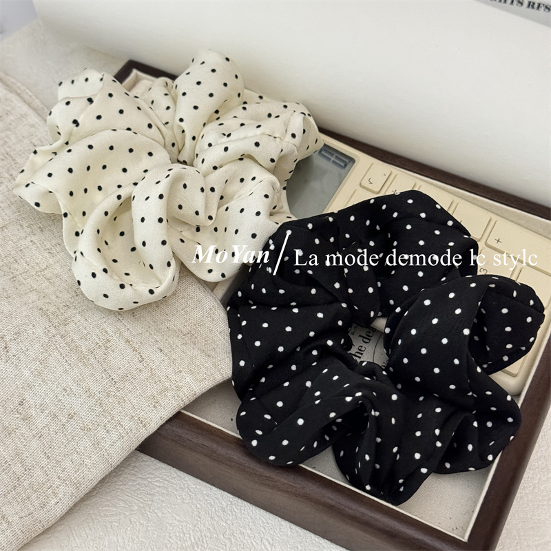 Senior Sense Network Red Black And White Polka Dot Large Hair Circle Ball Head Leather Band Small Retro Hair Rope Blogger With The Same Head Rope full figure