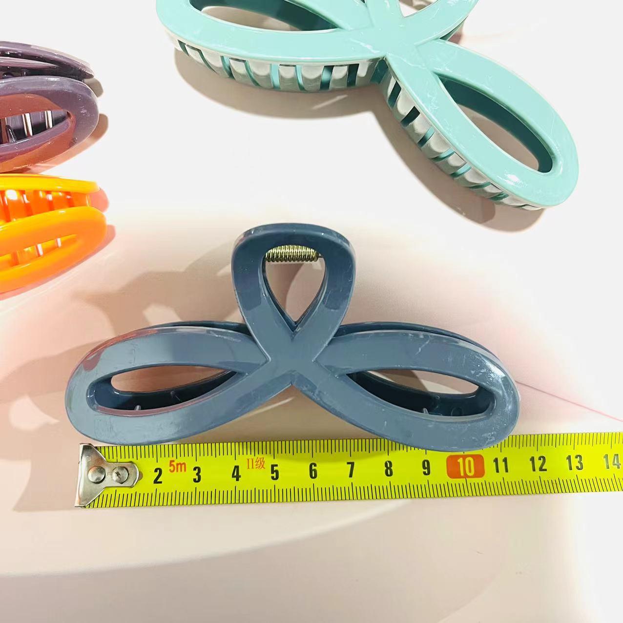 Glasses gripper 12/ pack 1200/ box, fashionable hair gripper, plastic gripper, colored hair gripper, straight gripper, popular hair gripper 1 yuan supply Item Picture