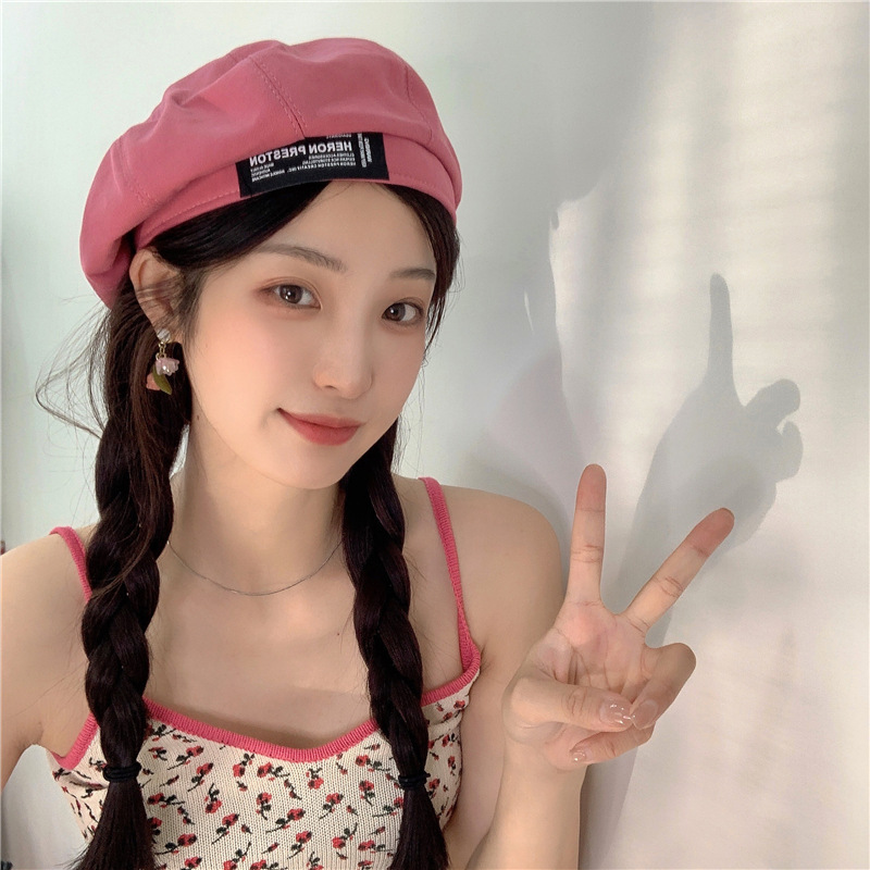 Japanese minimalist letter-pasted Beret hats for women's spring and summer, British retro painter hats, casual and versatile, bud hat trend Specification image