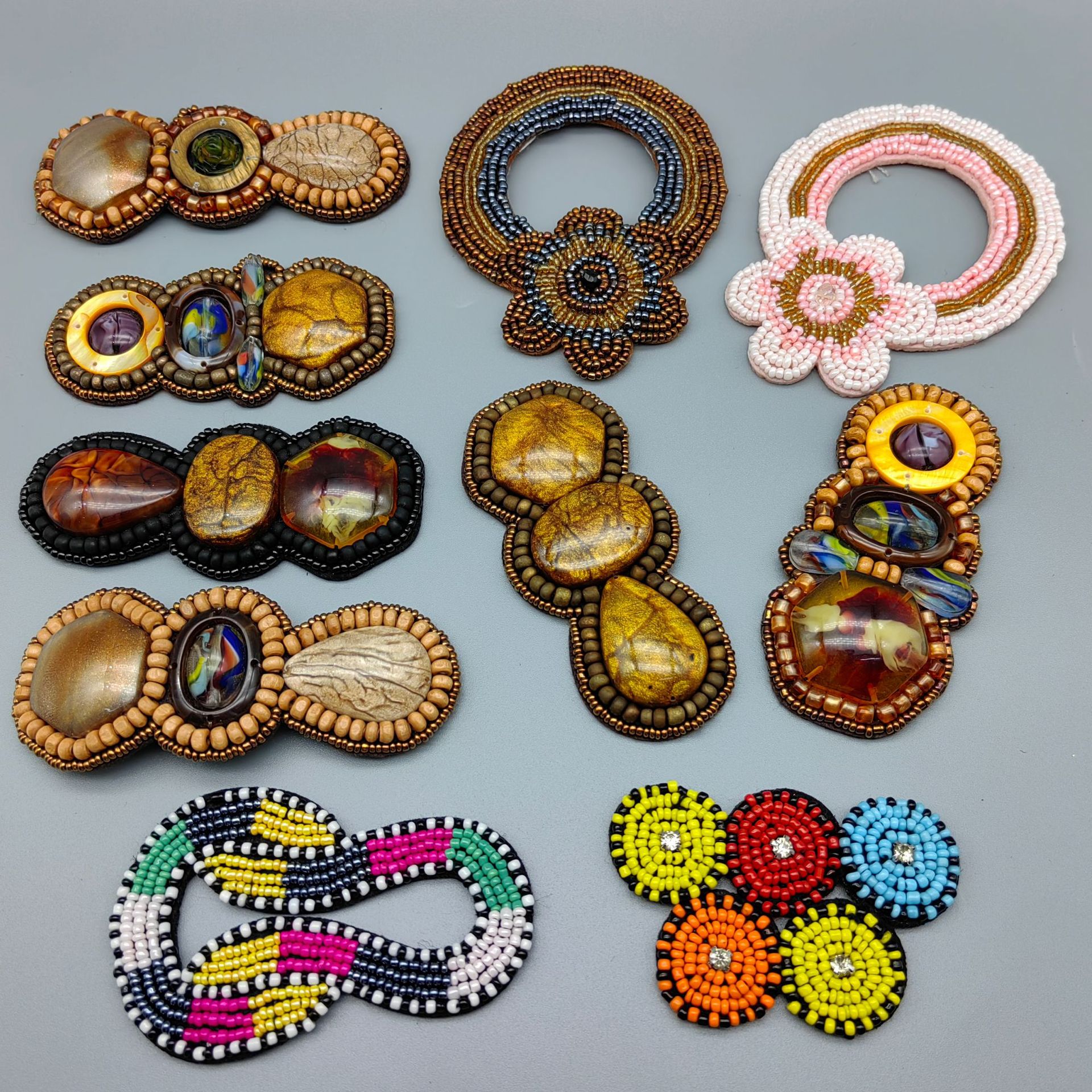 Wholesale Vintage Hand-Stitched Beaded Shoes Floral National Style Accessories Handmade Millet Beaded Shoes, Hats And Bags Accessories