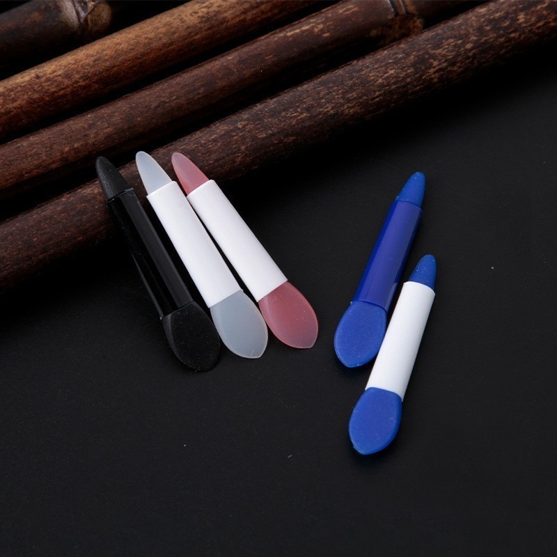 Double-headed silicone lip brush, lip gloss, lip gloss, lip mask, mini lipstick applicator, small portable double-headed eyeshadow stick