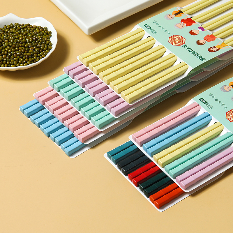 Wholesale of factory-direct supply of live-streaming color new Chinese-style alloy chopsticks, household non-moldy slanted anti-slip chopsticks Application Scenario