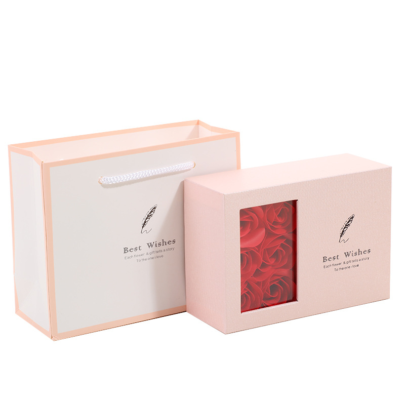 6朵玫瑰花礼/开窗饰品盒对白底实物图