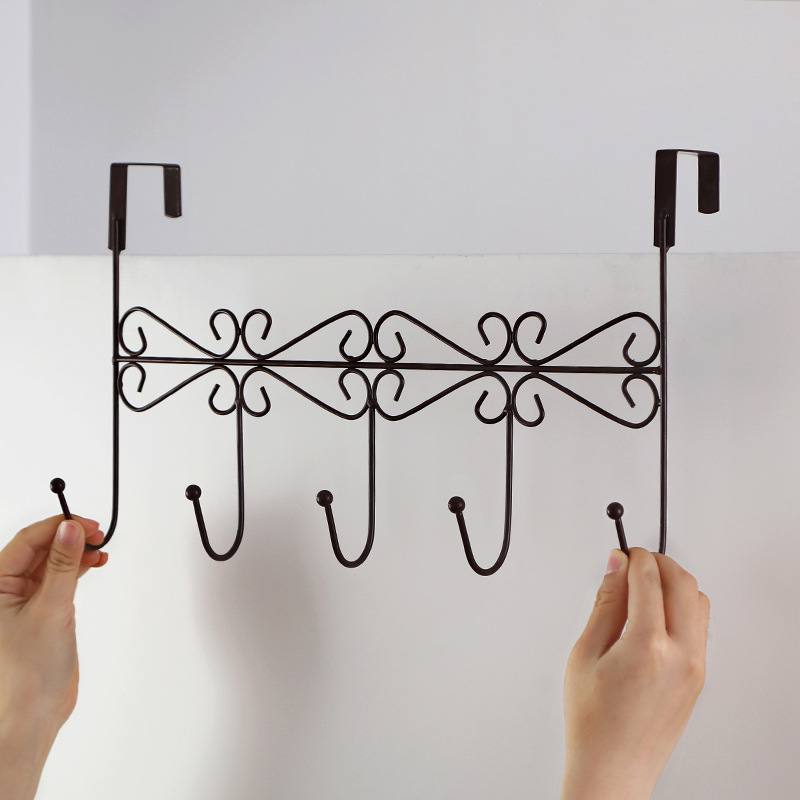 The convenient hook for hanging clothes behind the iron door, the creative nail-free and hole-free five-claw clothes hanger for hanging clothes on the back of the bedroom door Specification image