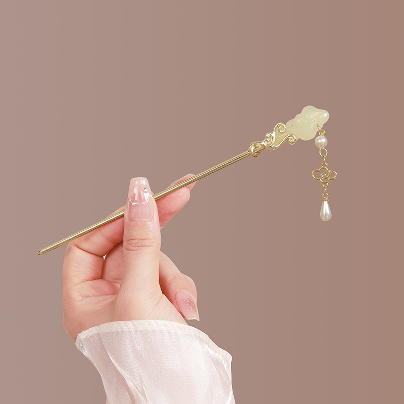 Chinese style, Chinese trend, ancient-style hairpin, magnolia flower girl, new Chinese-style new hairpin, simple and elegant updo, Hanfu headwear details Picture
