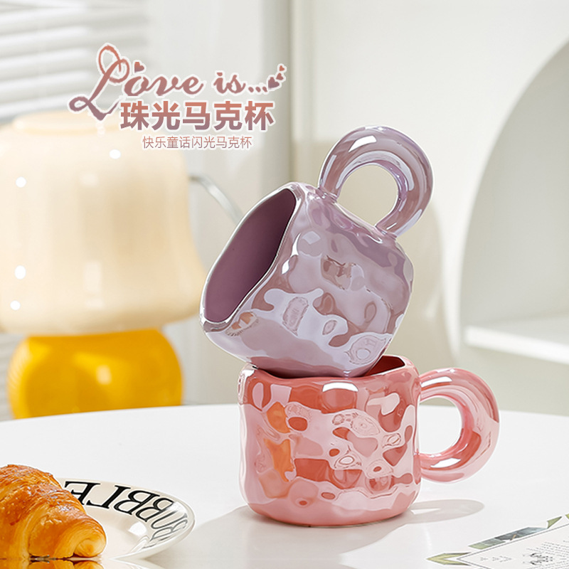 陶瓷杯/马克杯/瓷杯/搪瓷杯/苹果造型马克杯产品图