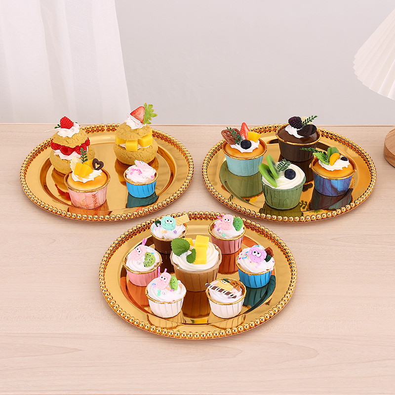 European High-End Metal Bead Point Cake Plate Home Creative Fruit Plate Round Dessert Plate Afternoon Tea Dessert Table Application Scenario