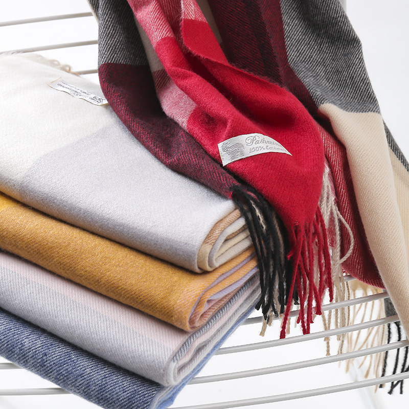 Korean Version Of Large Plaid Imitation Cashmere Scarf Women's Warm Tassel Shawl All Match Men's New Autumn And Winter Scarf Wholesale Application Scenario